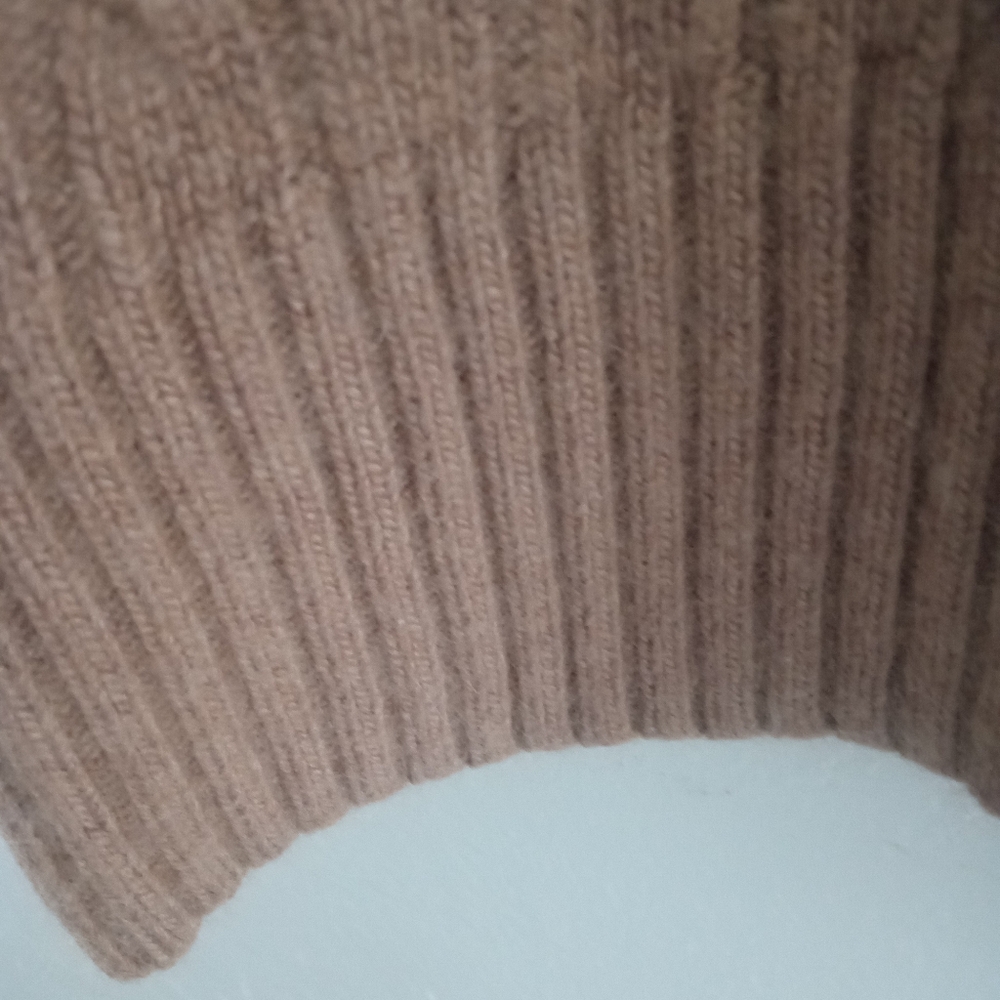J CREW Wool Blend Cable Knit Turtleneck Sweater In Tan | L - Picture 4 of 6